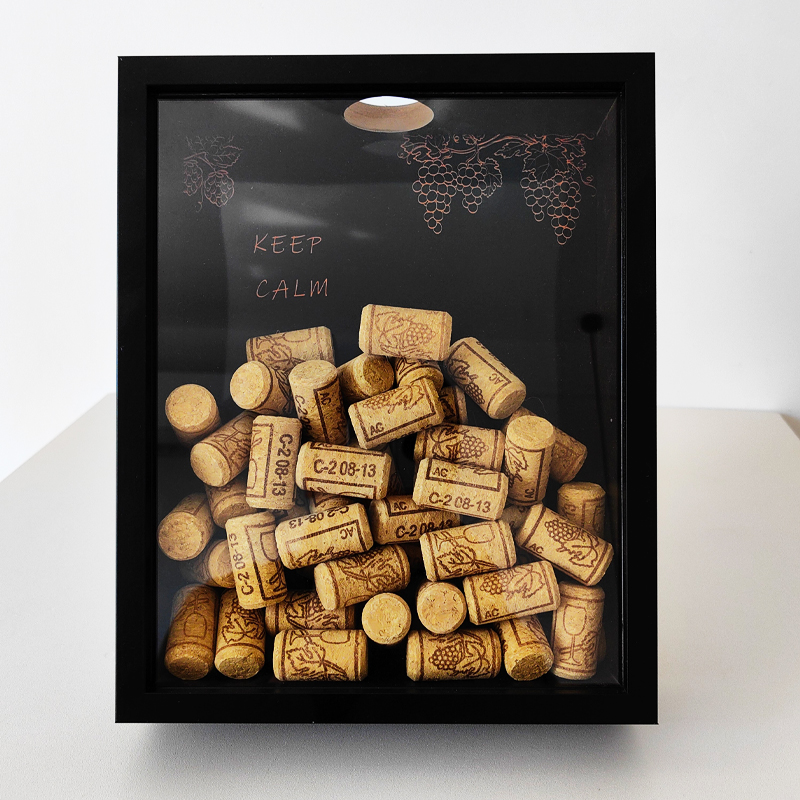 Red Wine Cork Display Frame Wo - Collectible Vintage Wine recension och pris