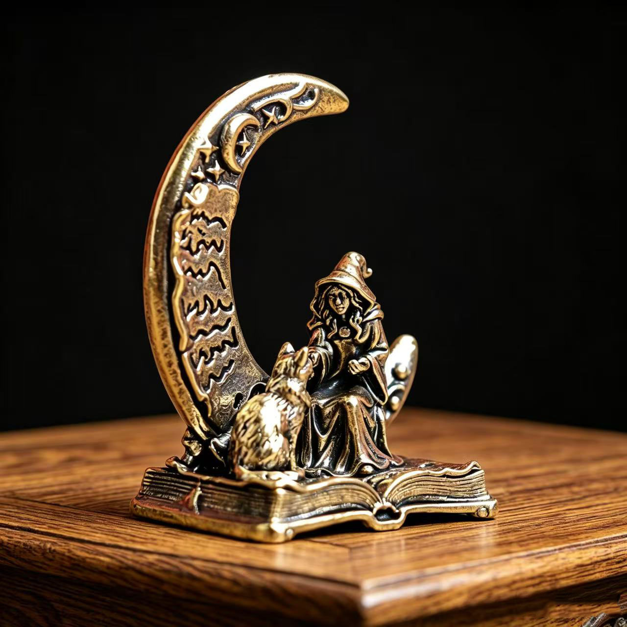 Brass Moon Witch Decoration St - Vintage Collectible Ornaments recension och pris