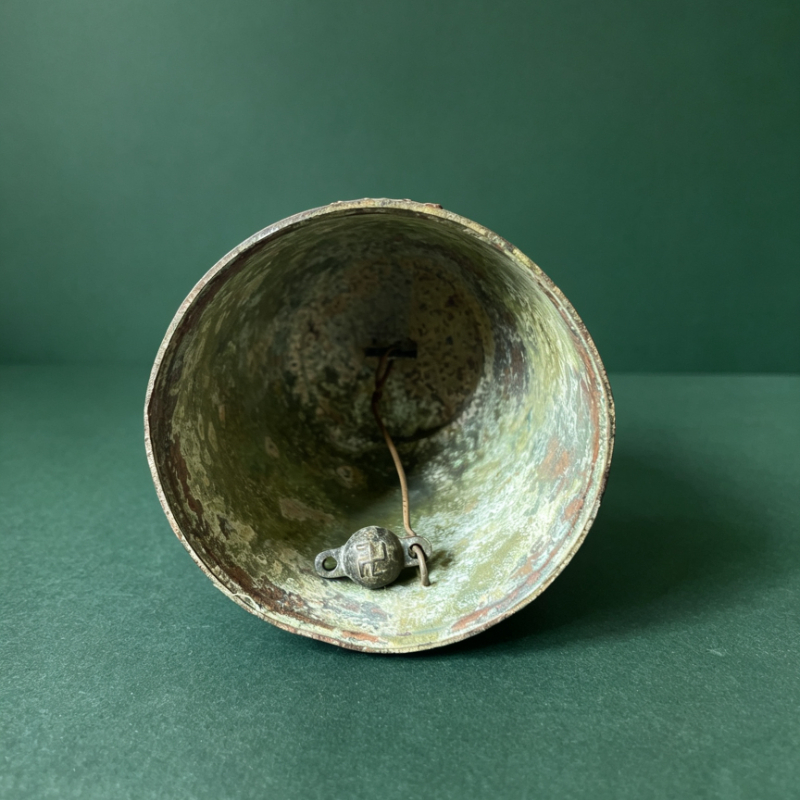 Antique Hanging Temple Bell Vi - Vintage Collectible Ornaments recension och pris